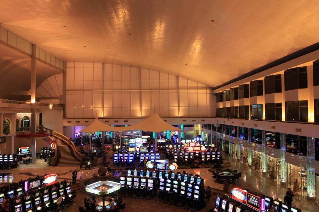 Holiday Palace Ou Chrov Экстерьер фото